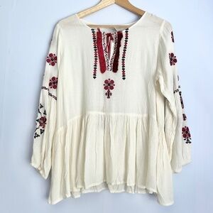 𝅺new Cute Option Ivory Embroidered Boho Peasant Top US S